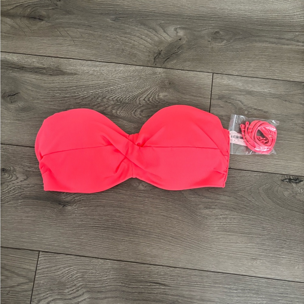 NWT Victoria’s Secret swim bikini top push up sz 36d